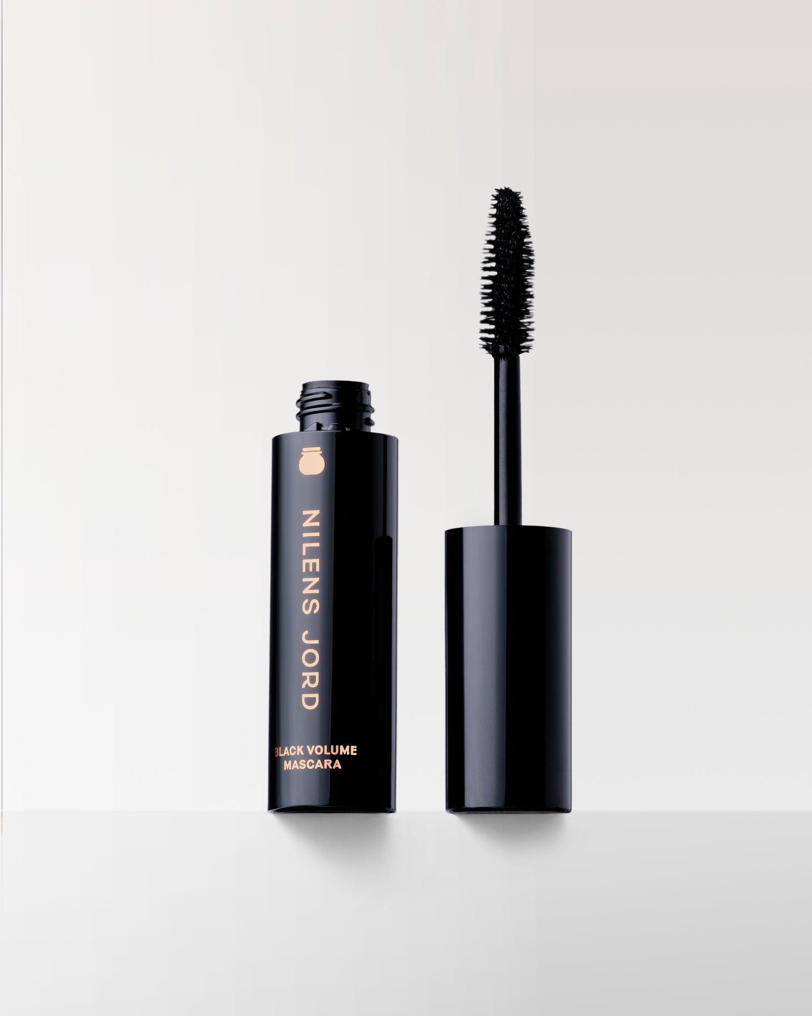 Black Volume Mascara