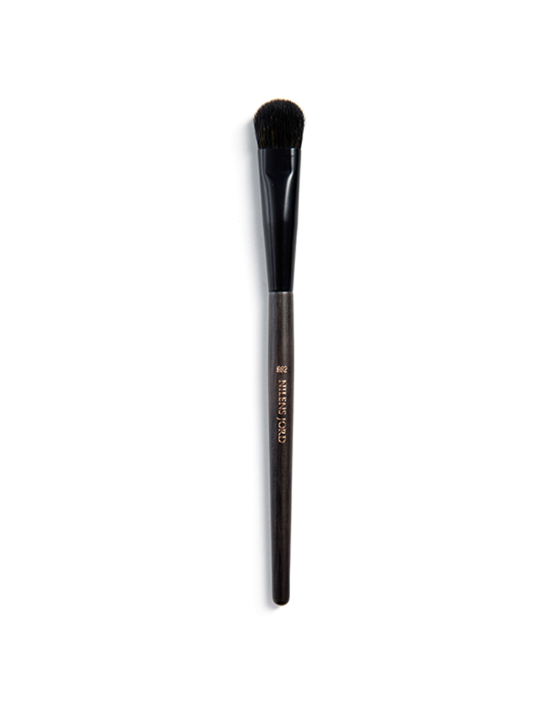 Pure Collection Large Eyeshadow Brush